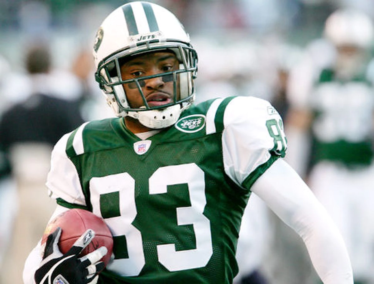 Canadian Doctor Charged of Smuggling Human Growth Hormone Treated Santana Moss